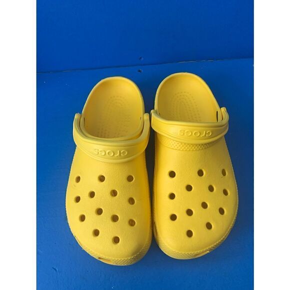 Crocs Unisex Classic Lemon Yellow Size W7/M9 - Picture 3 of 5